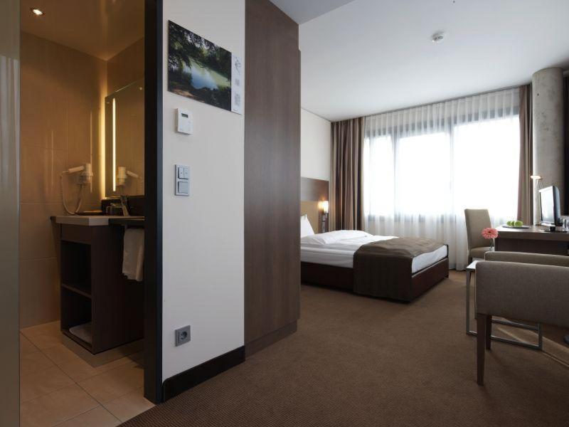 Intercityhotel MHG Pokoj fotografie