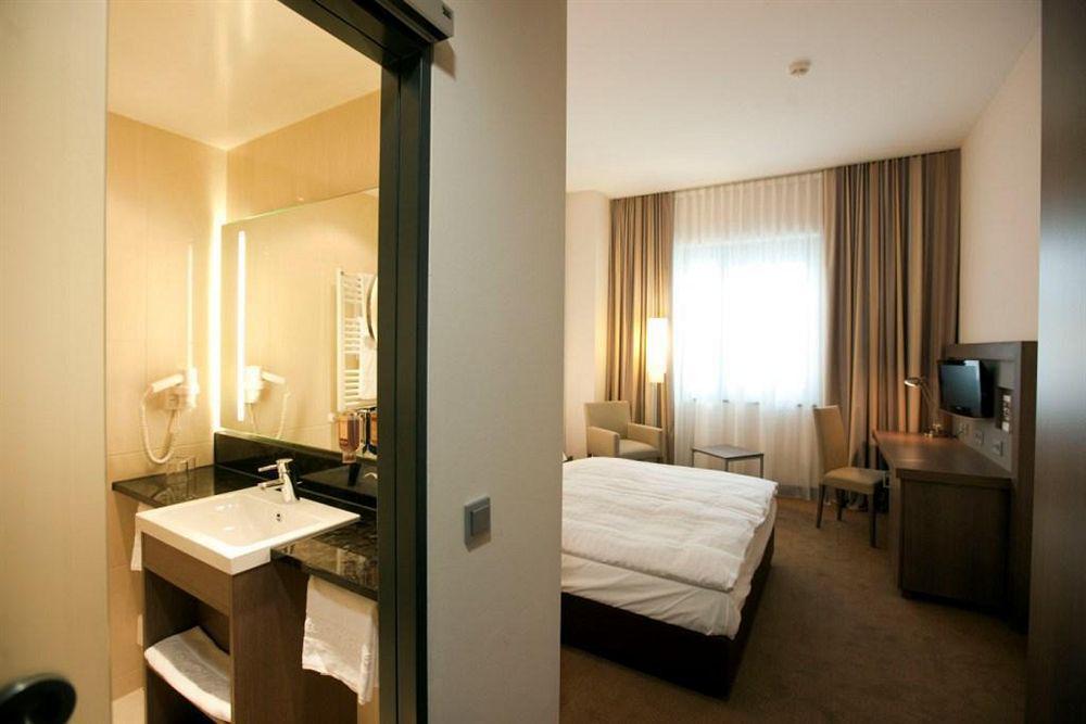 Intercityhotel MHG Exteriér fotografie